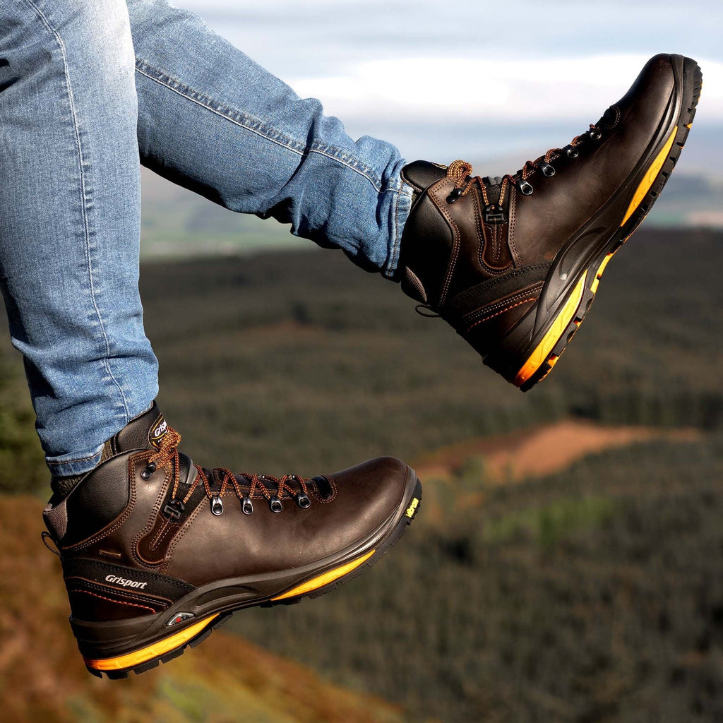 Saracen Brown Hiking Boot
