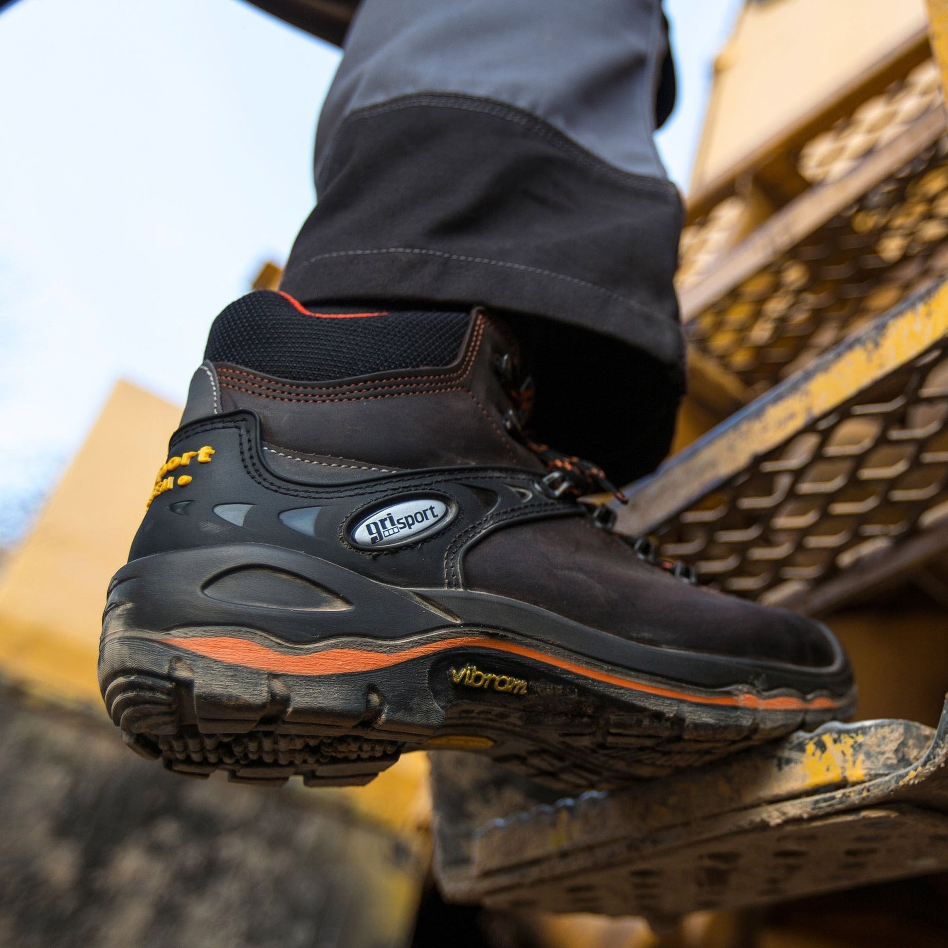 Hammer Brown Safety Boot