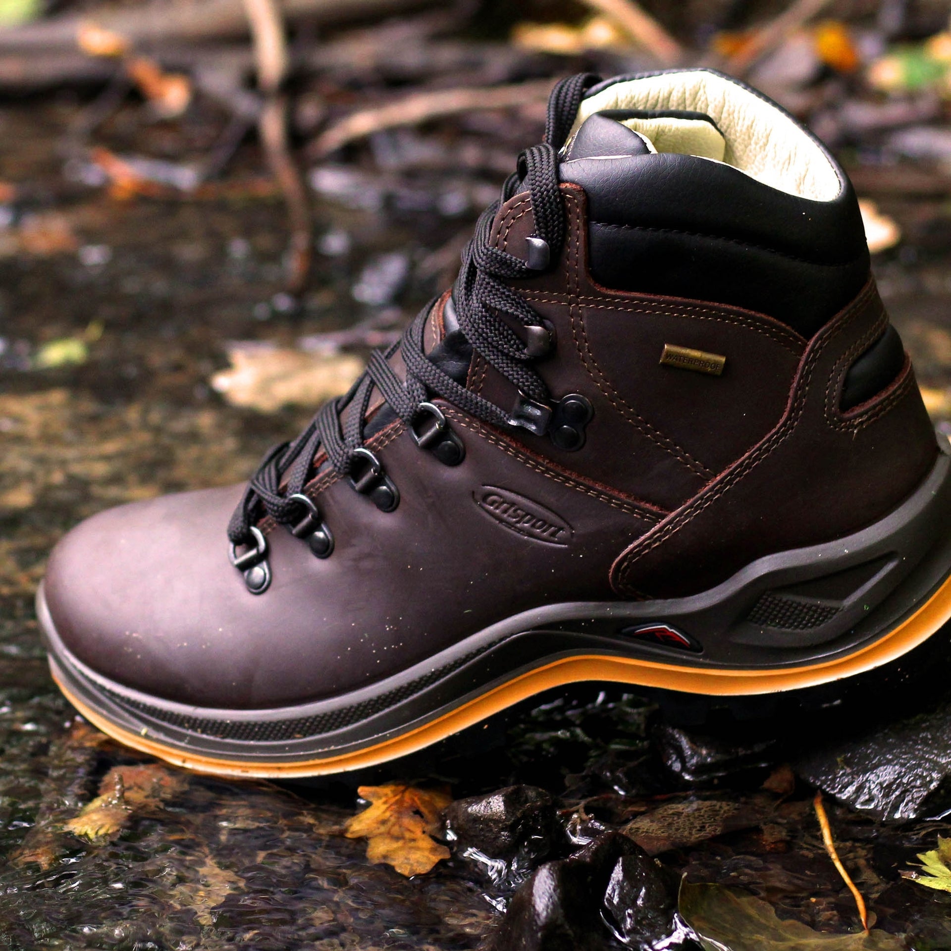 Aztec Wide Fit Boot (Brown Waxed Leather)