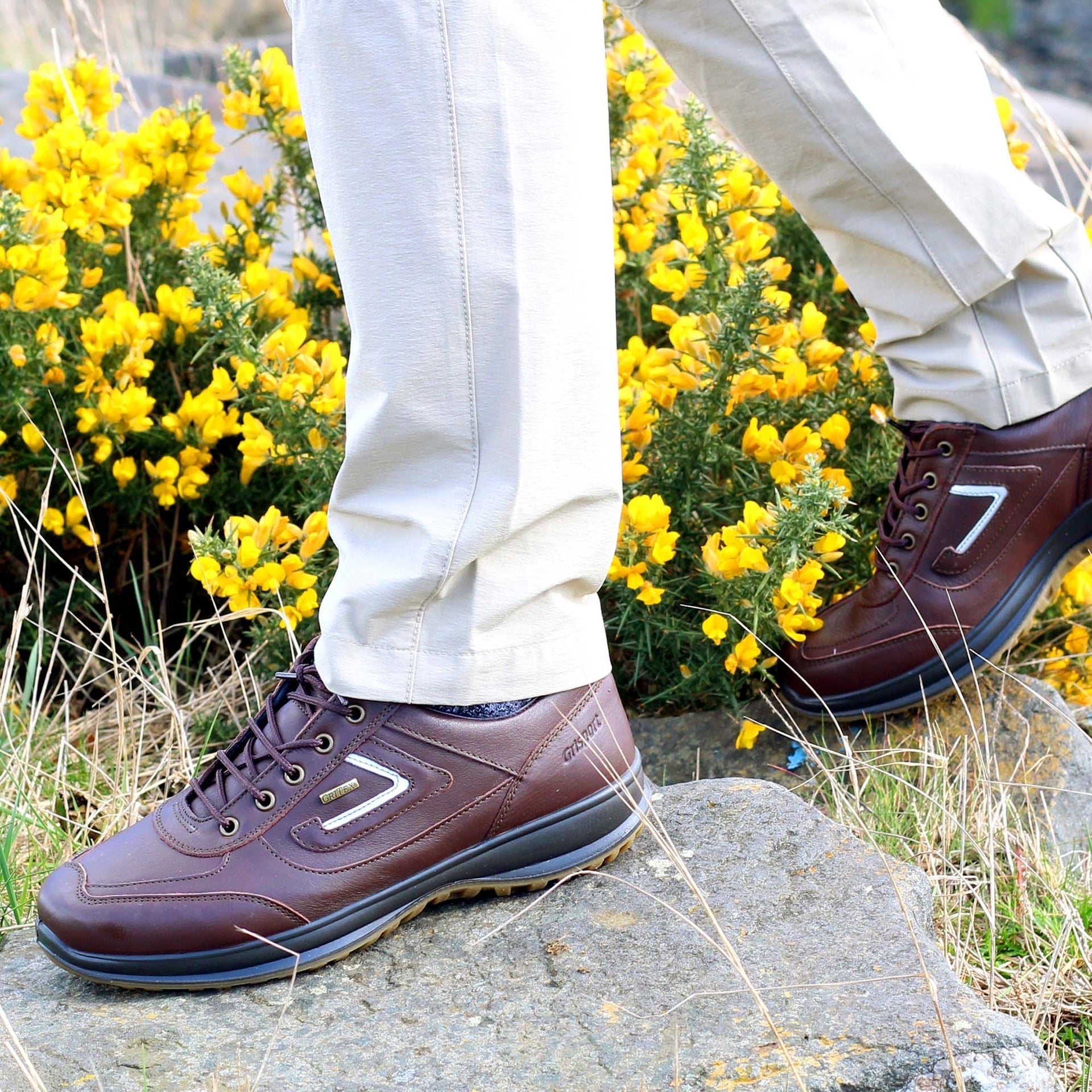 Airwalker Walking Shoe