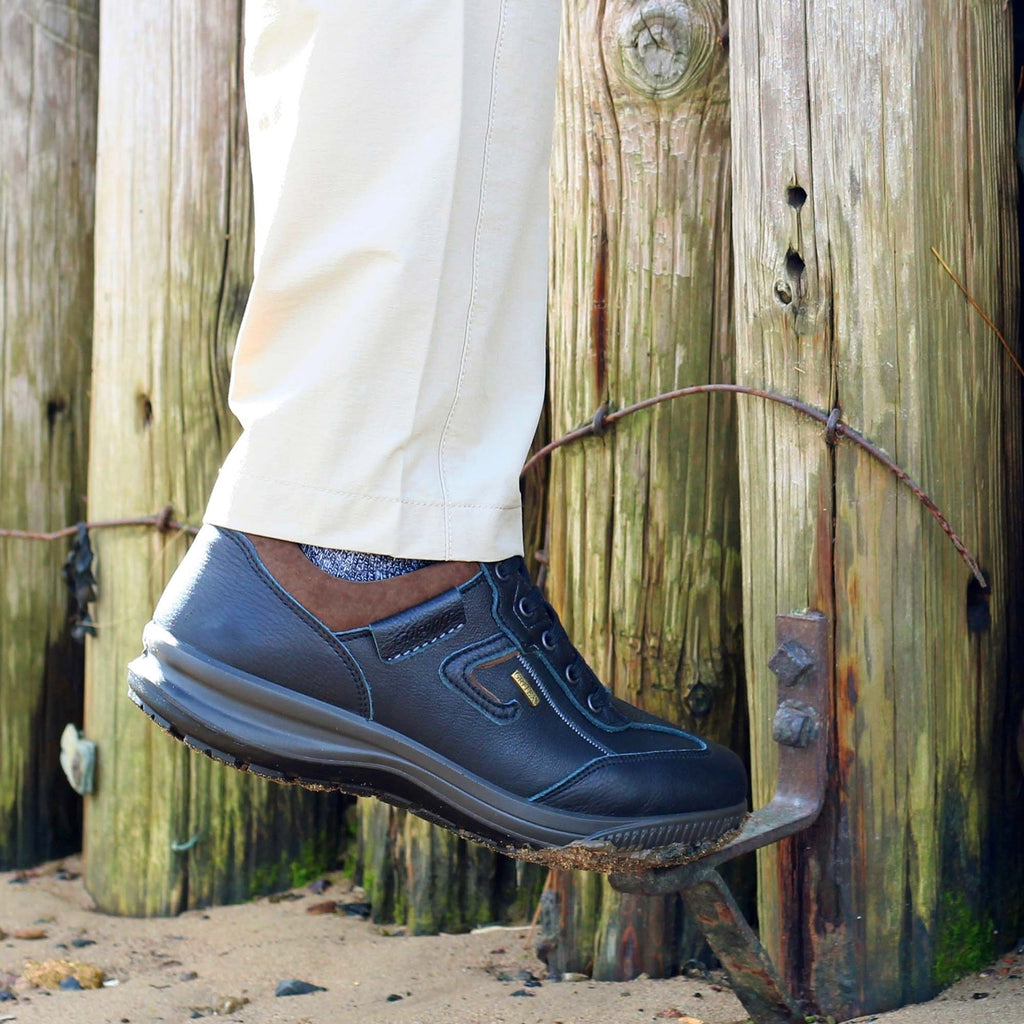 Arran Black Active Shoe