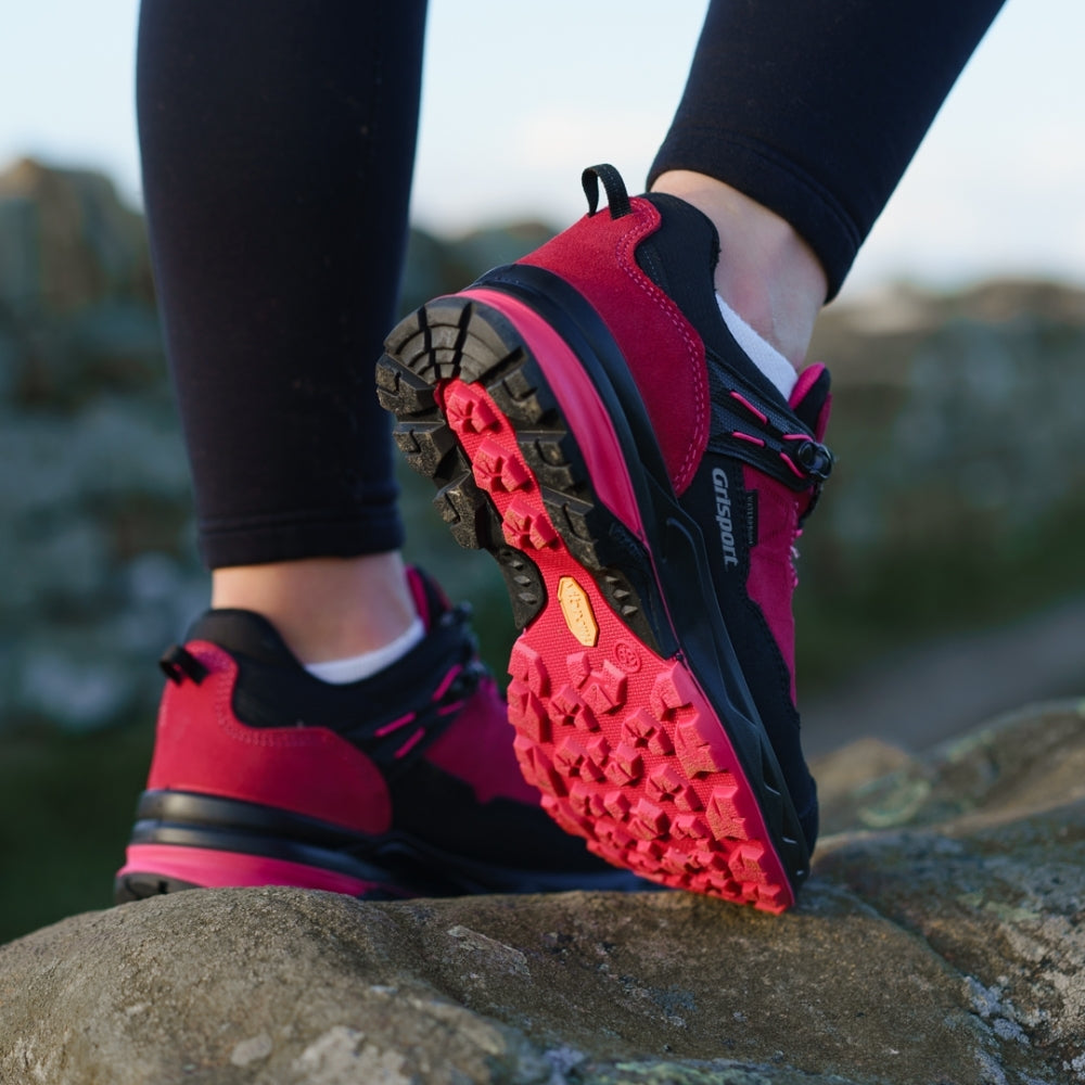 Lady Cheviot Walking Shoe