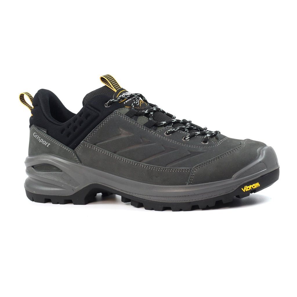 Traverse Dark Grey Walking Shoe