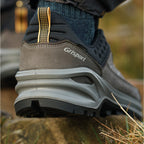 Traverse Dark Grey Walking Shoe