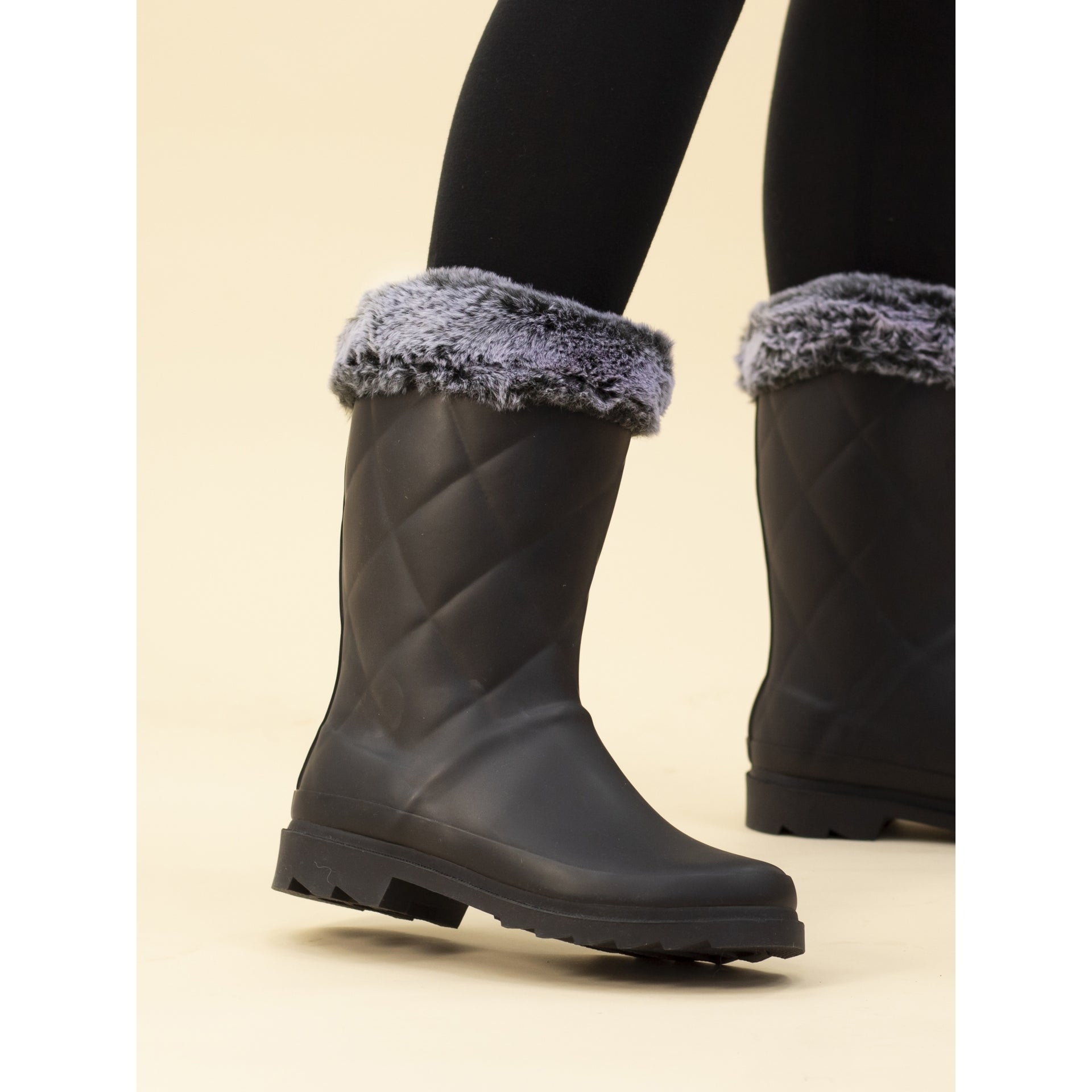 Norway Black Faux Fur-Lined Wellington