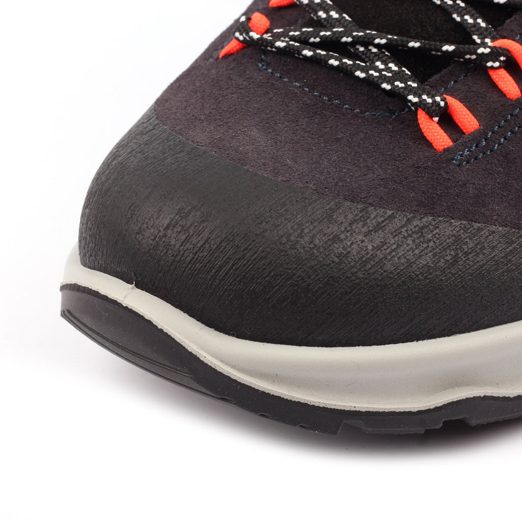 Renegade Walking Shoe