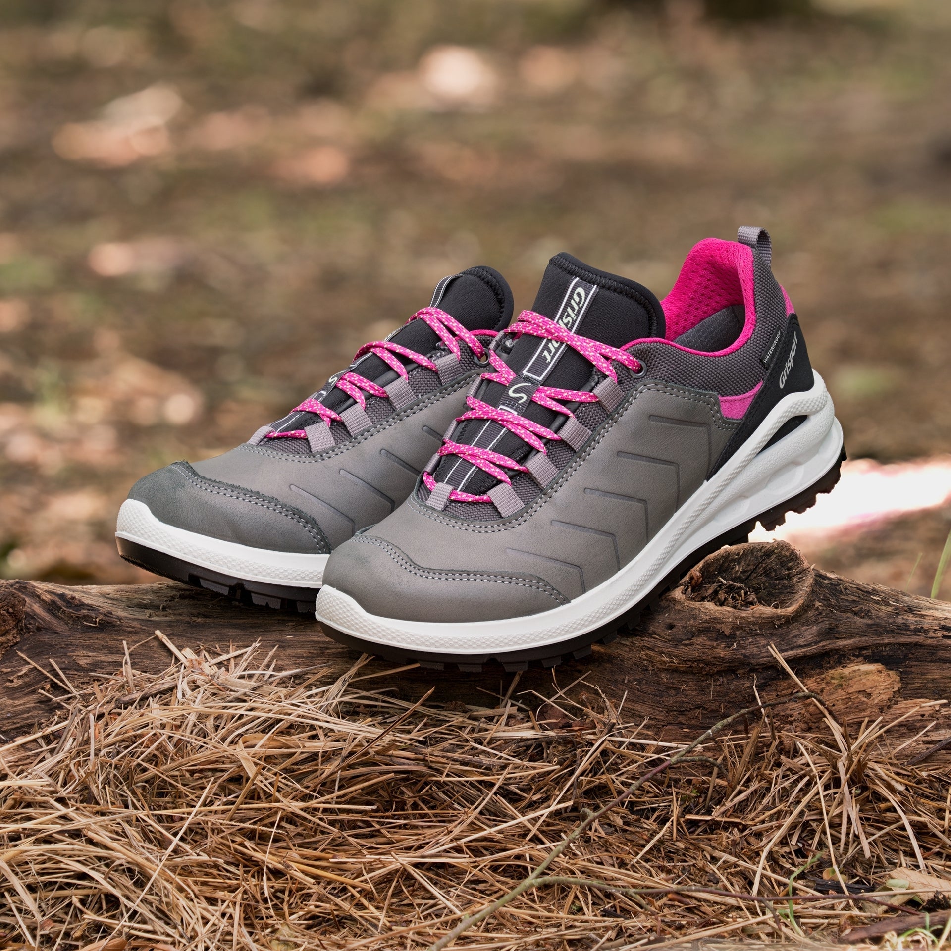 Lady Gravity Grey Walking Shoe