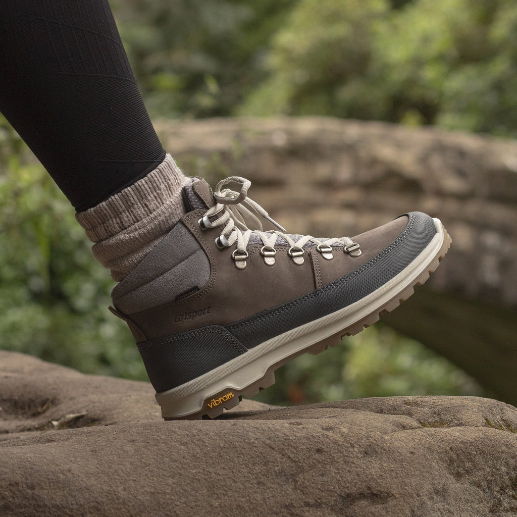 Ladies Breakaway Beige Walking Boot