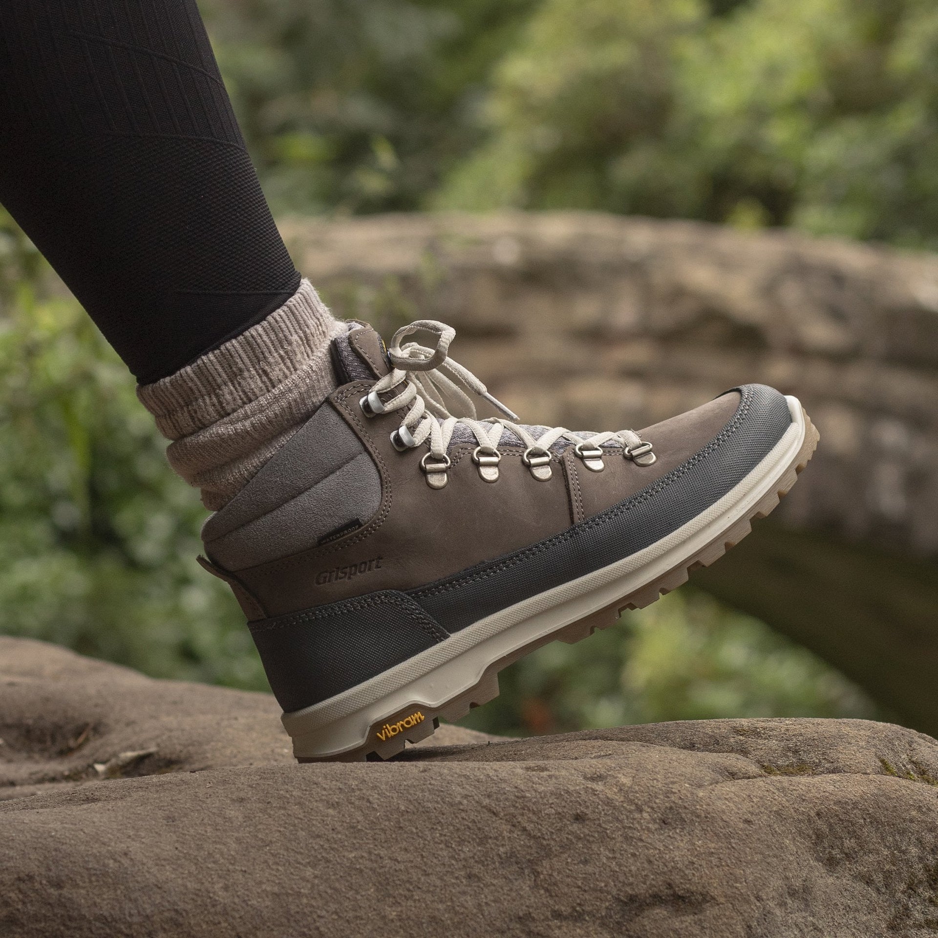 Ladies Breakaway Beige Walking Boot