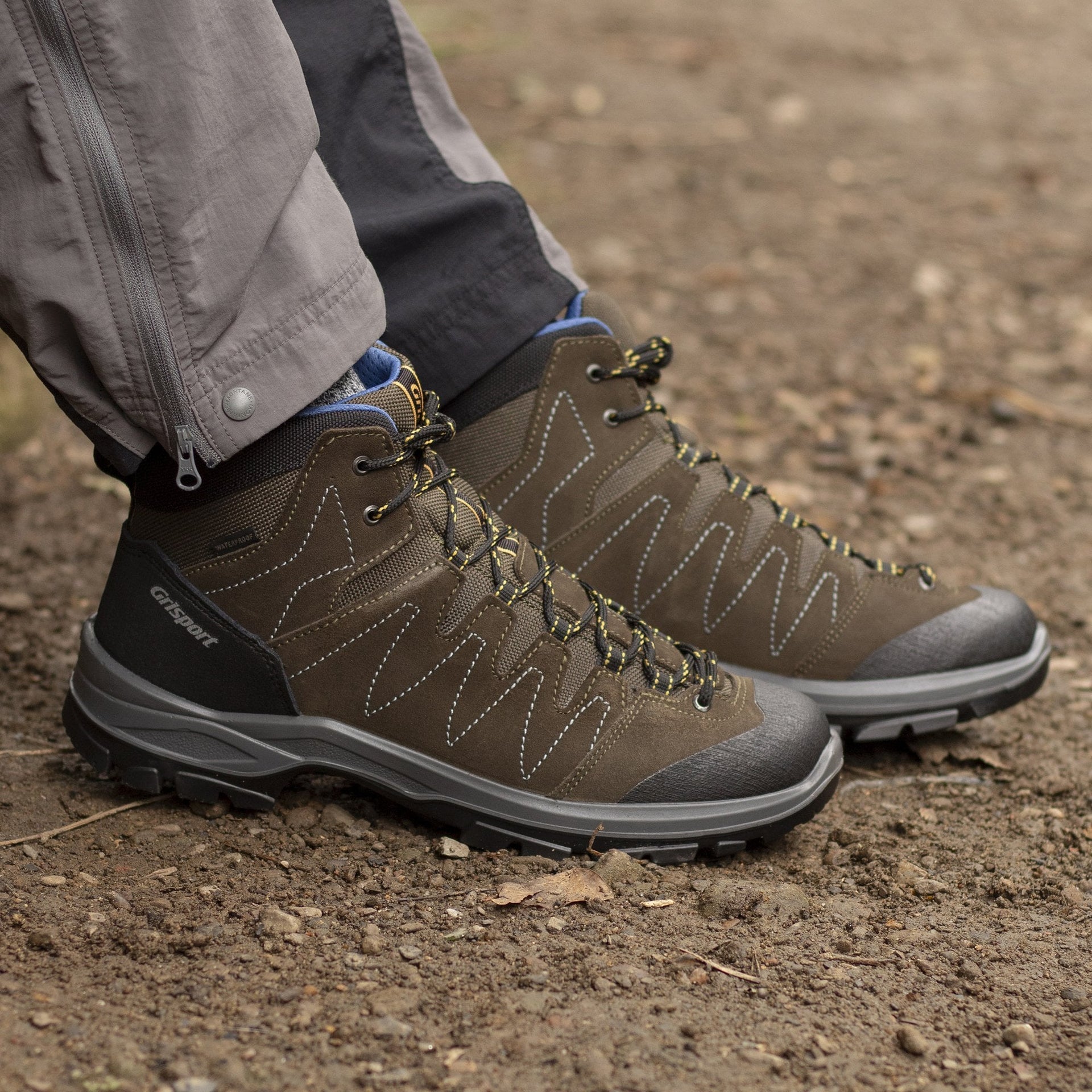 Crater Olive Walking Boot