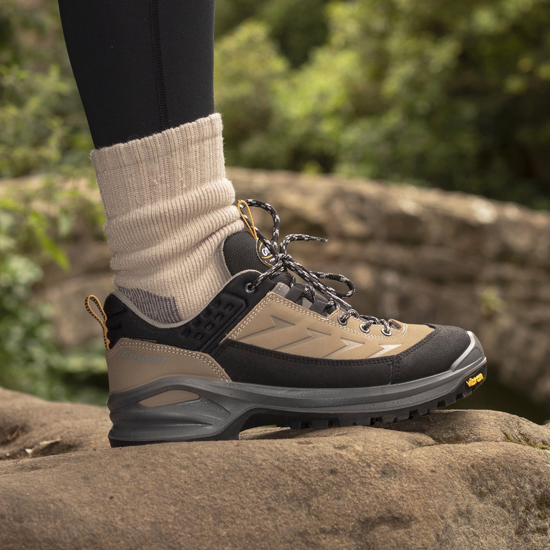 Lady Halo Beige Walking Shoe