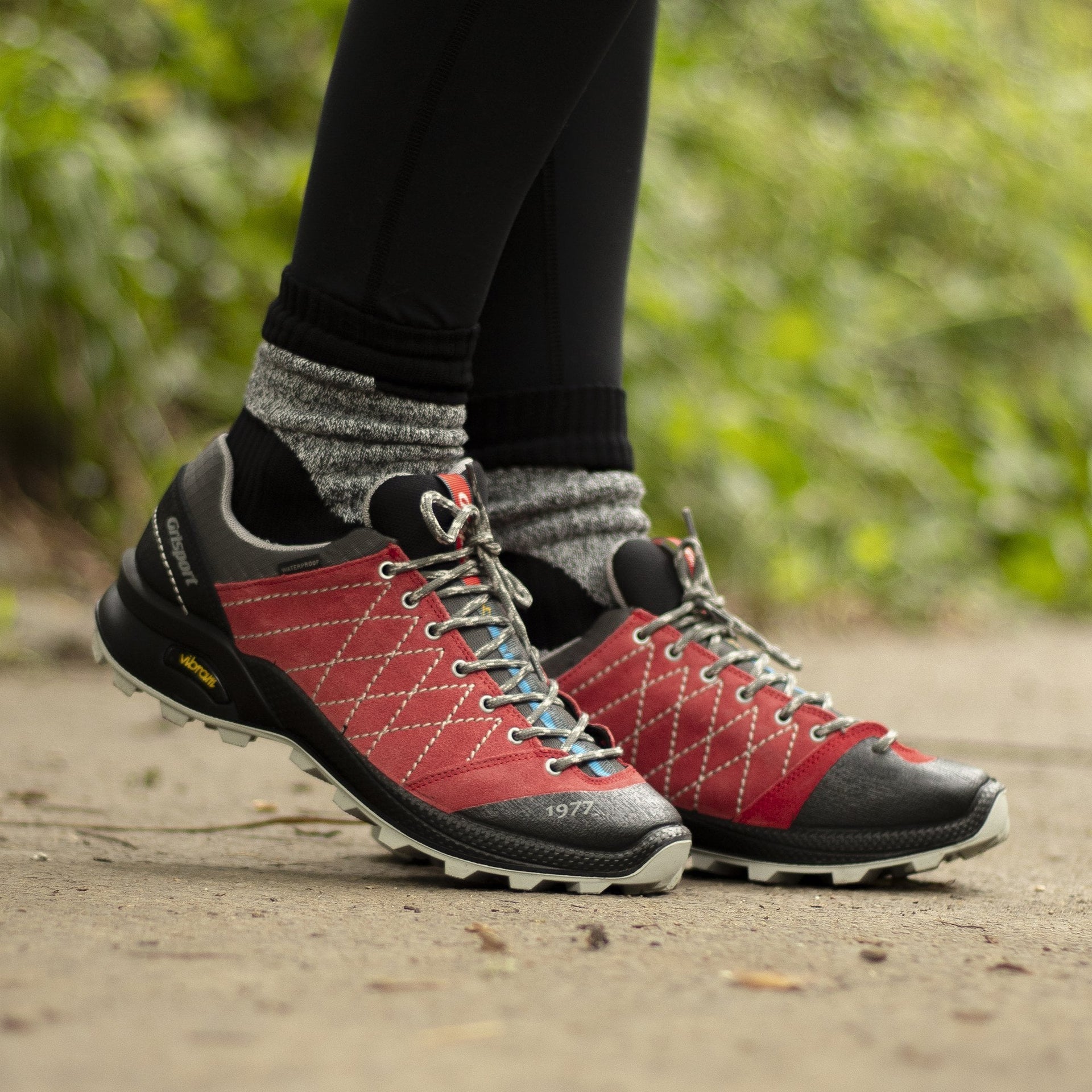Lady Treviso Raspberry All Grip Walking Shoe