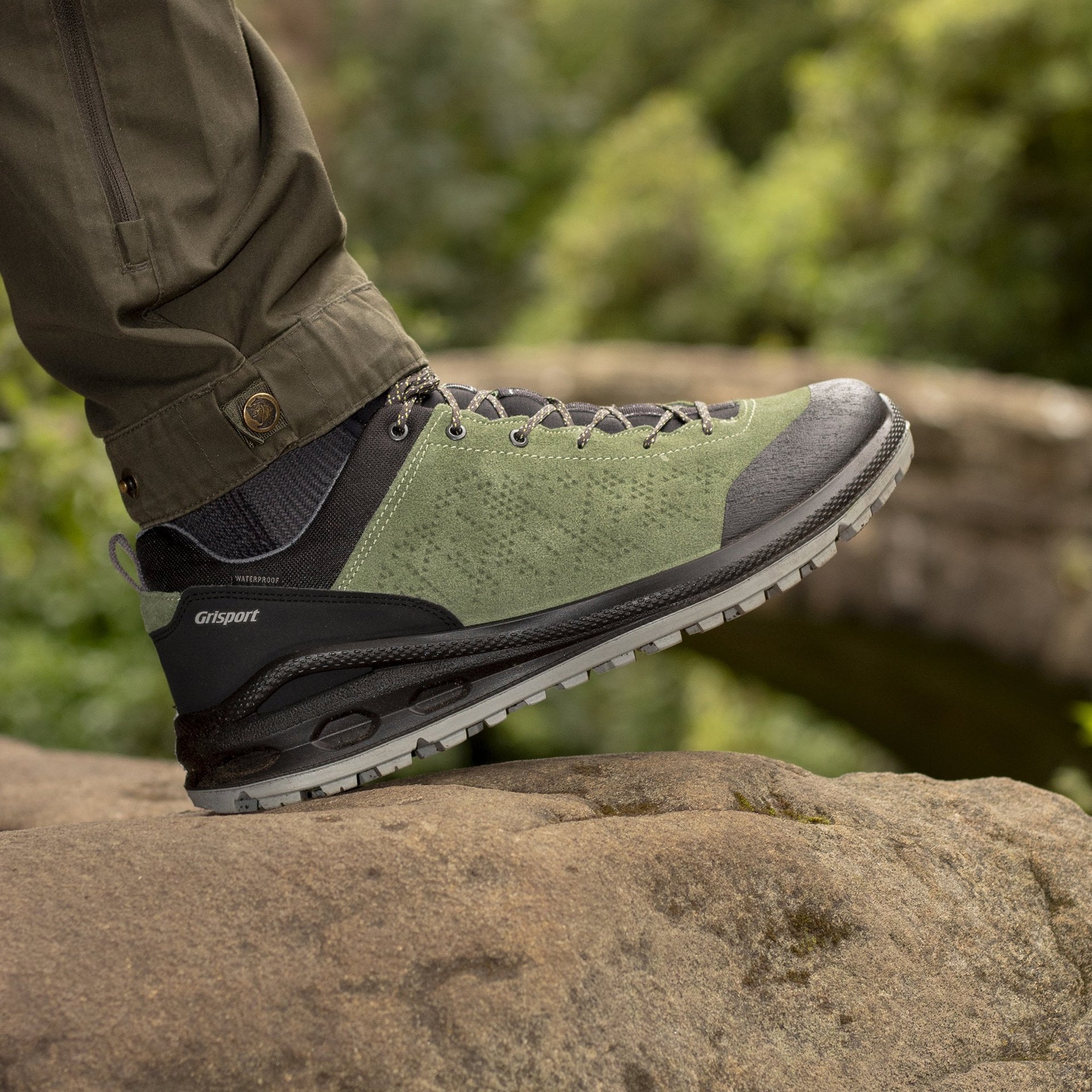 Phoenix Green Walking Shoe
