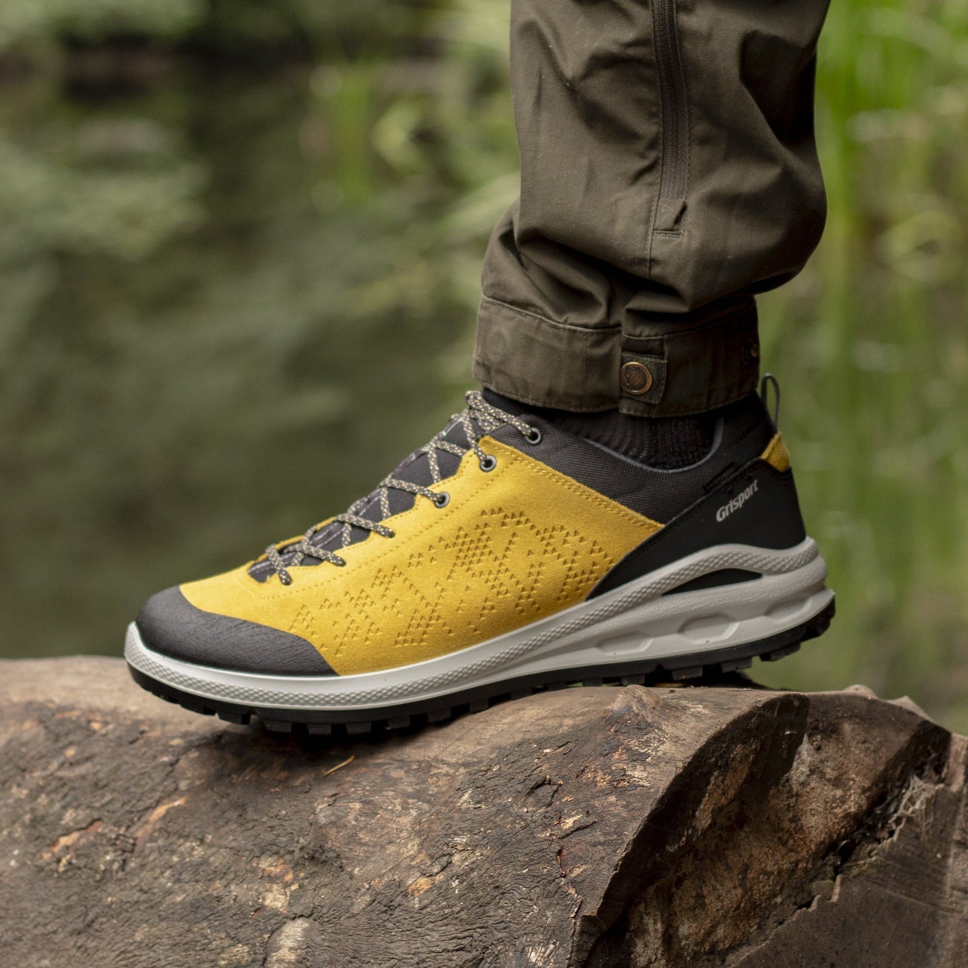 Phoenix Yellow Walking Shoe