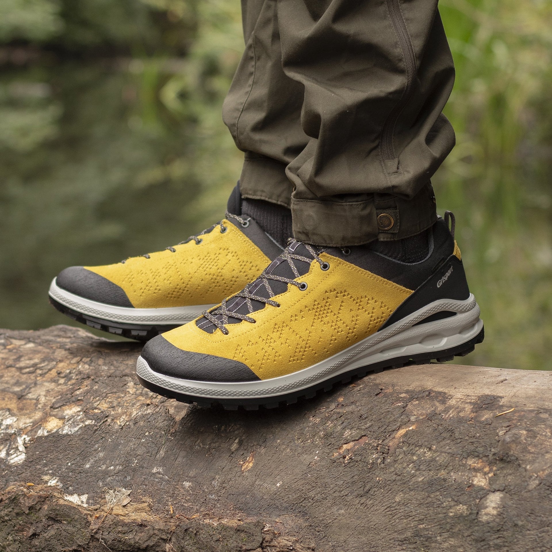 Phoenix Yellow Walking Shoe