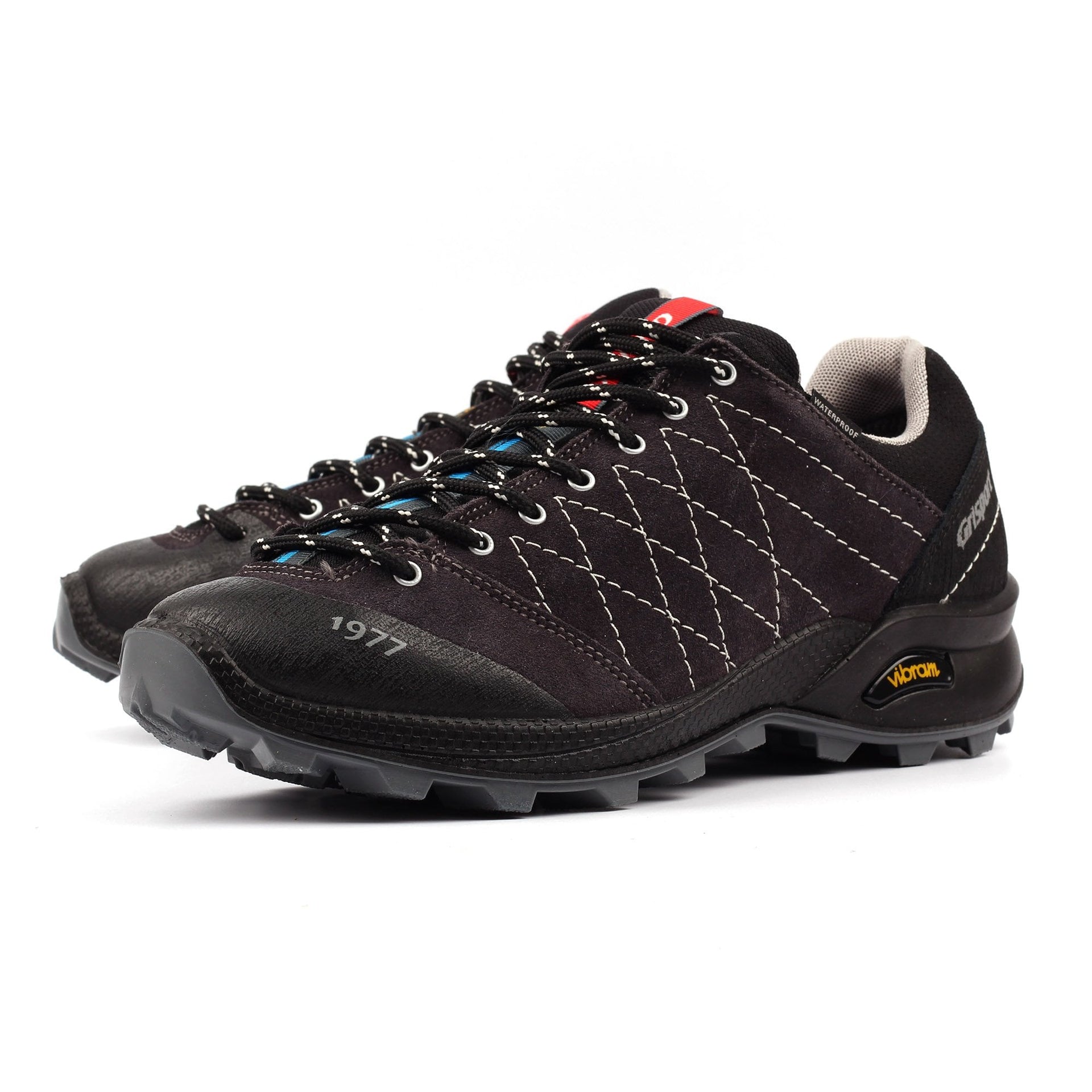 Argon Walking Shoe