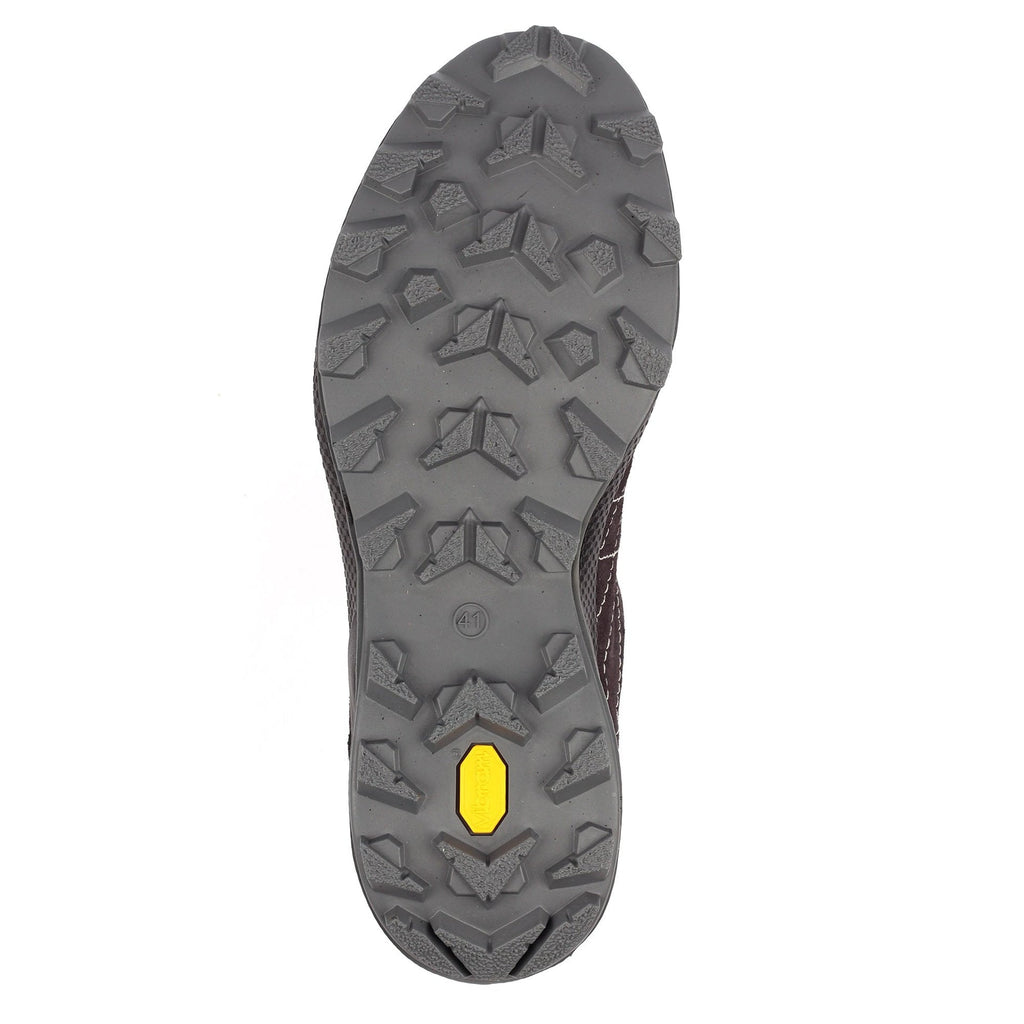 Argon Walking Shoe