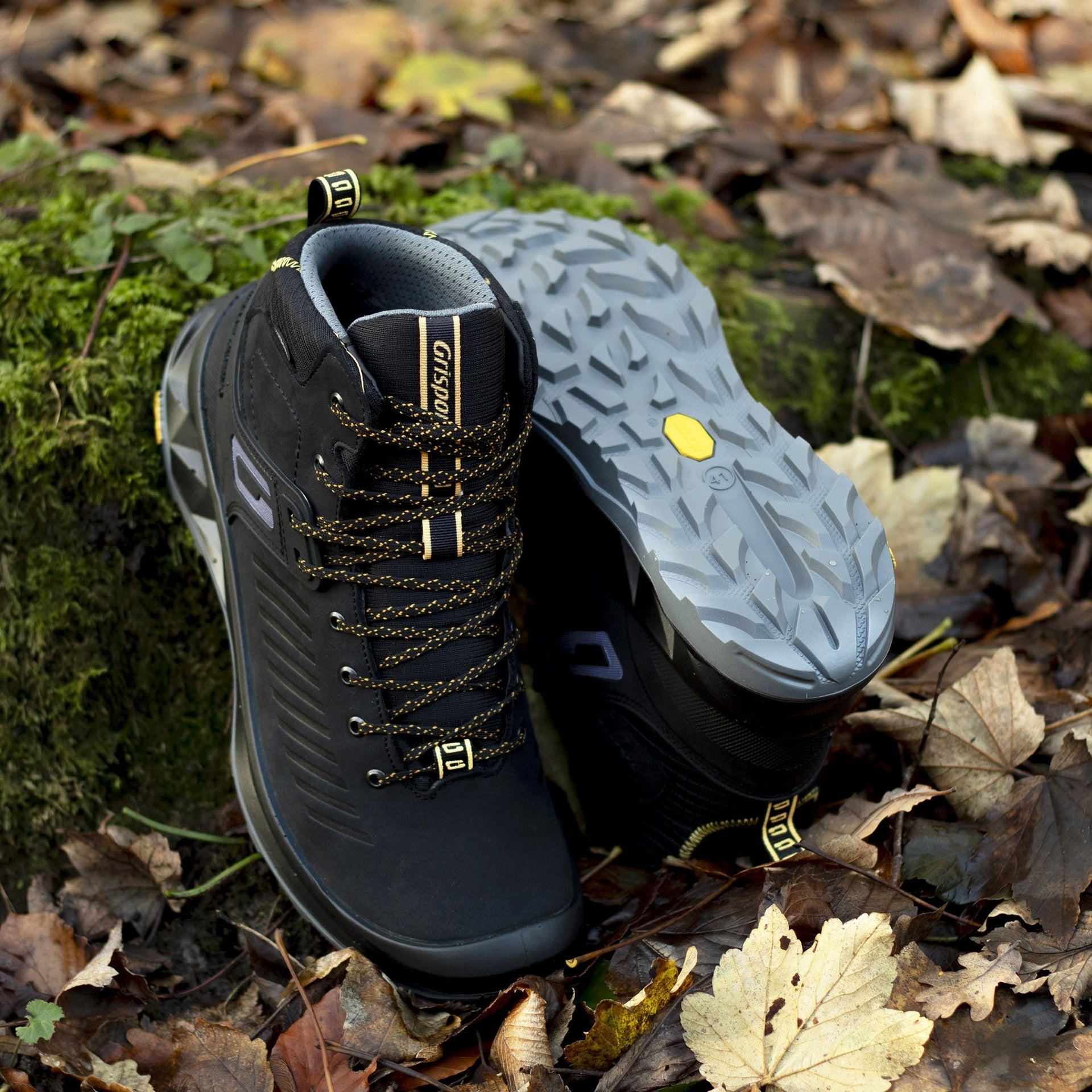 Cruise Black Boot