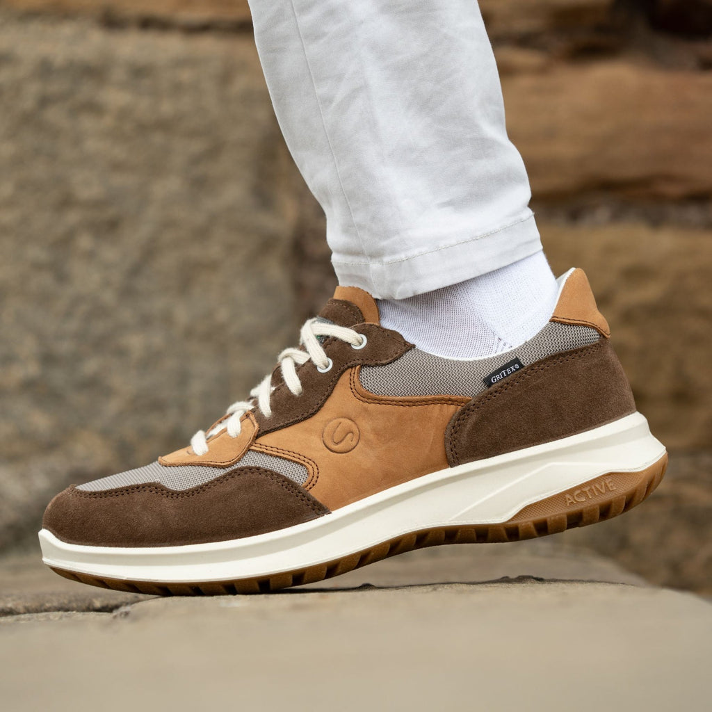 Bradwell Tan Multi Active Shoe