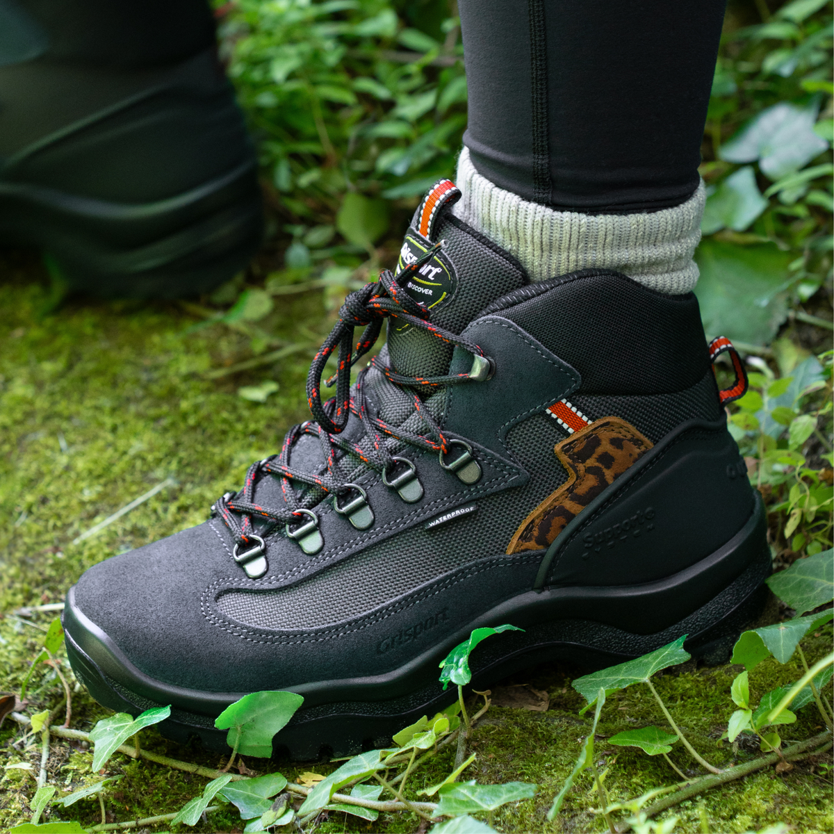 Lady Wolf Ocelot Boot