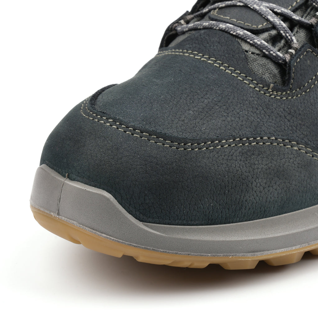 Icarus Walking Shoe