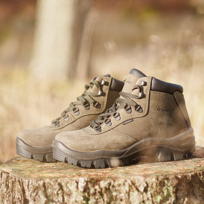 Unisex Walking Boots